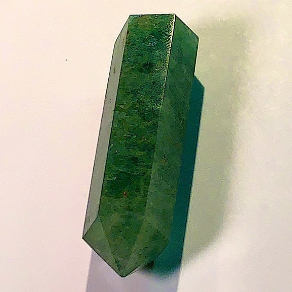 GREEN STRAWBERRY QUARTZ POINT TOWER - Picture 8 of 9